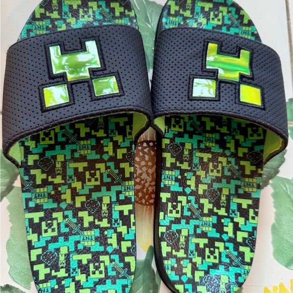 Other - Kids Minecraft sandals/slides sz 4-5